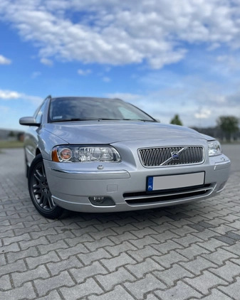 Volvo V70 cena 25000 przebieg: 277724, rok produkcji 2005 z Gliwice małe 407